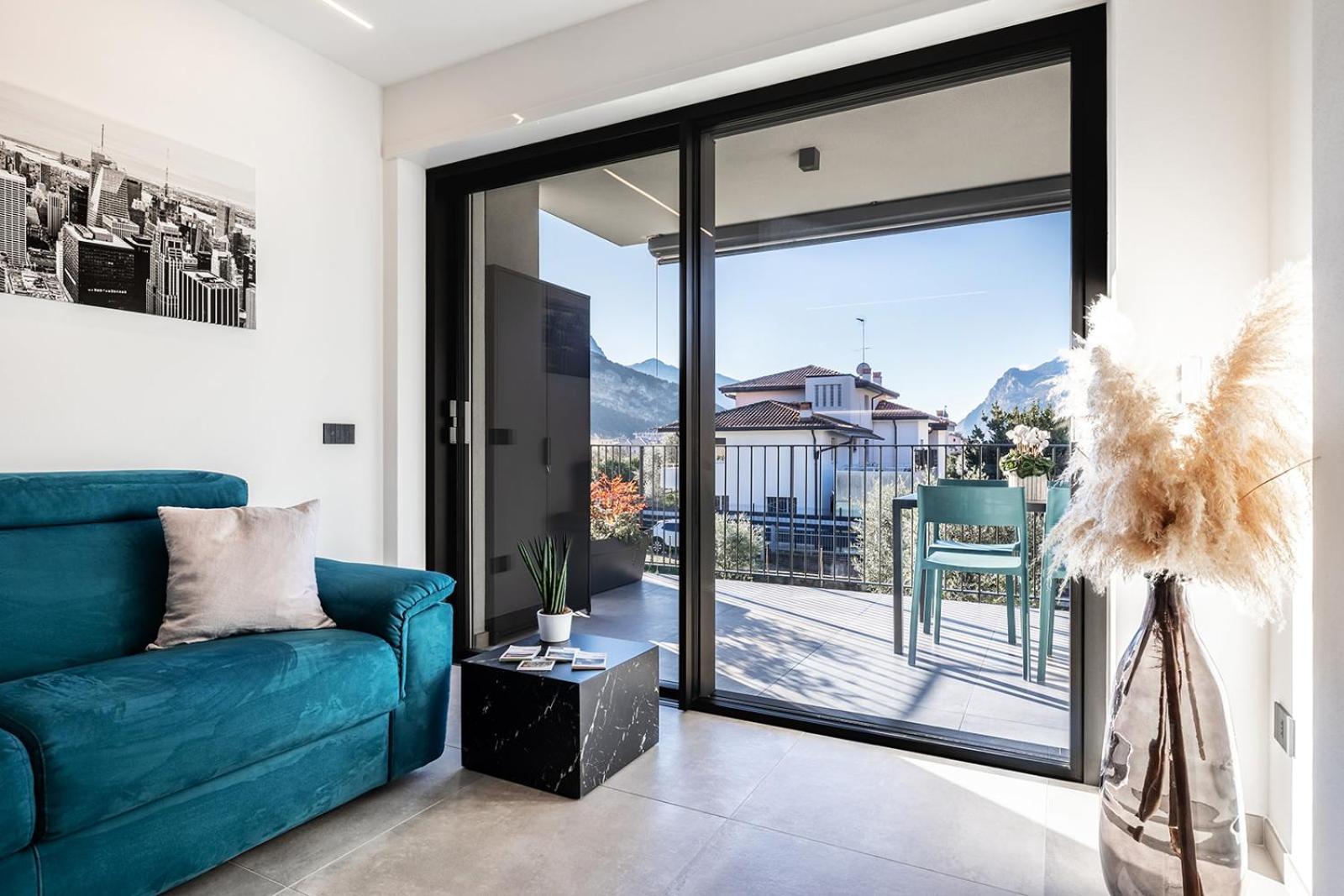 דירות ריבה דל גארדה Elvy Garda Living Garden מראה חיצוני תמונה